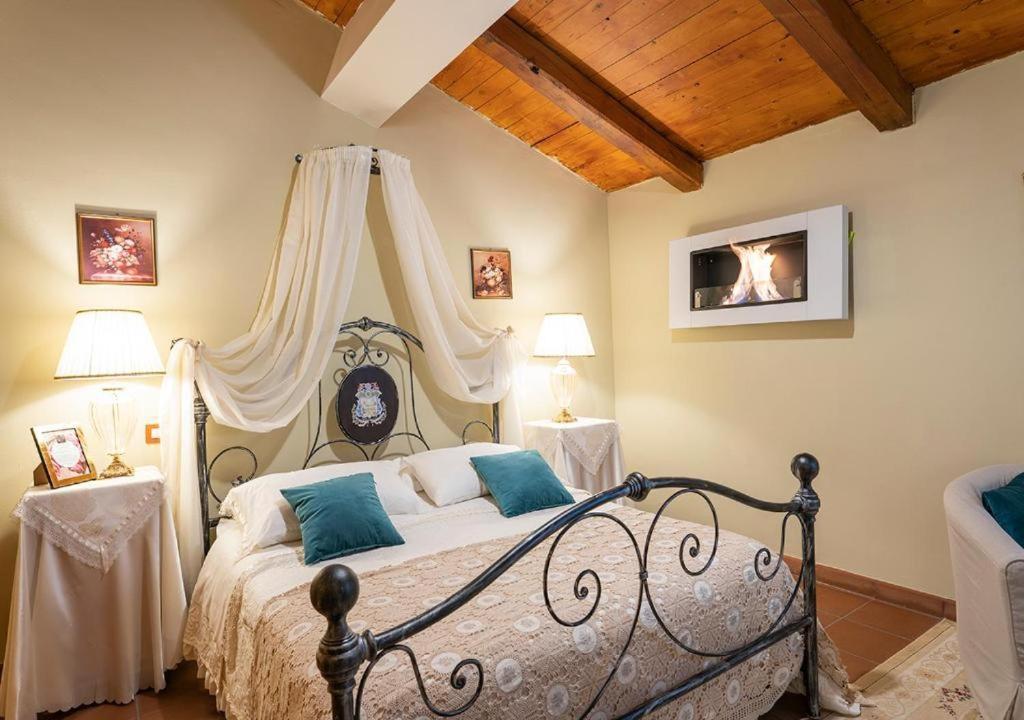 Dimora Di Charme Villa Sant'Erasmo 푸모네 외부 사진